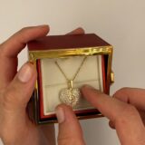 قلادة القلب + علبة الوردة